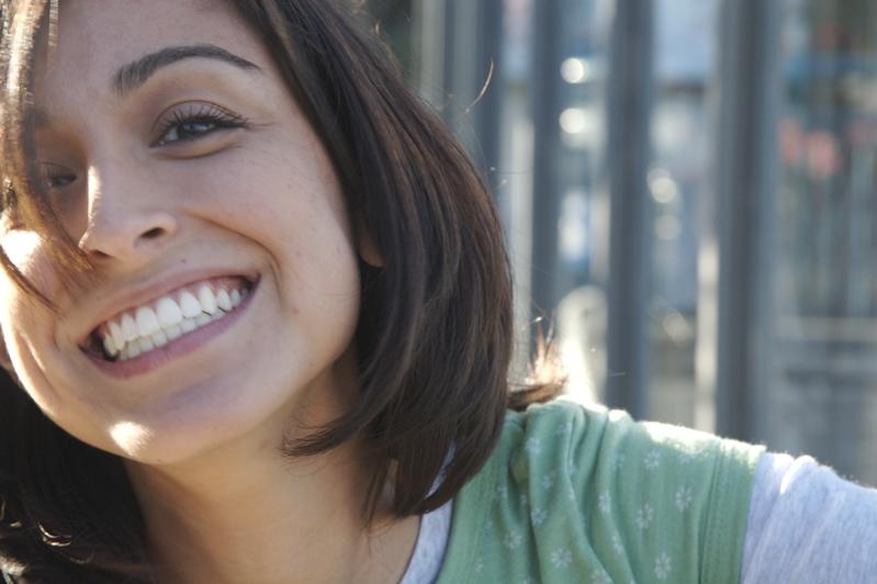 「笑顔の女性は男性から5倍モテる」と心理学で証明される 健康美容ブログ「HAKUR」｜女性の知りたいがココにある！