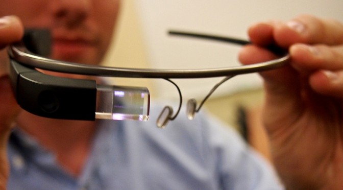 グーグル、「Google Glass」の度付きメガネ対応についてVSP Globalと協議中