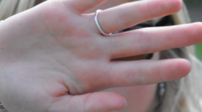 薬指の長さと男性ホルモンの関係とは？