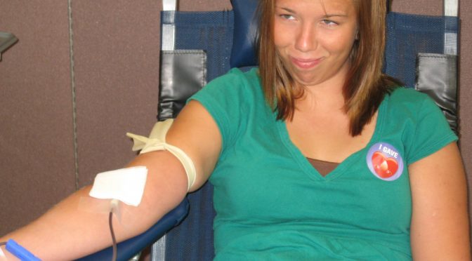 少子高齢化は「献血」にも影響を与えている